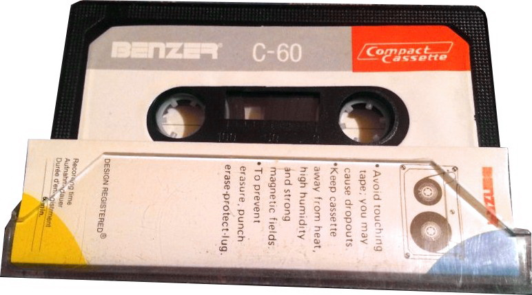 Compact Cassette: Unknown Benzer -  60