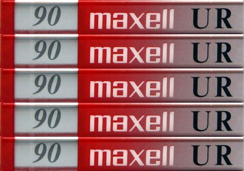 Compact Cassette: Maxell / Hitachi Maxell - UR 90