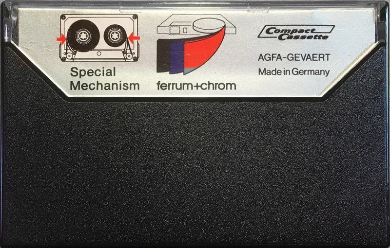 Compact Cassette: AGFA  - CARAT 48