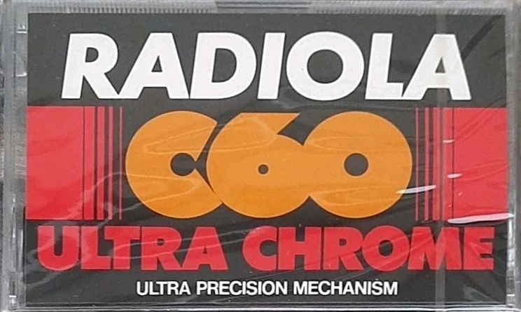 Compact Cassette Radiola Ultra Chrome 60 Type II Chrome 1981 Europe