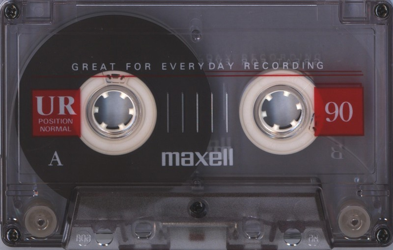 Compact Cassette: Maxell / Hitachi Maxell - UR 90