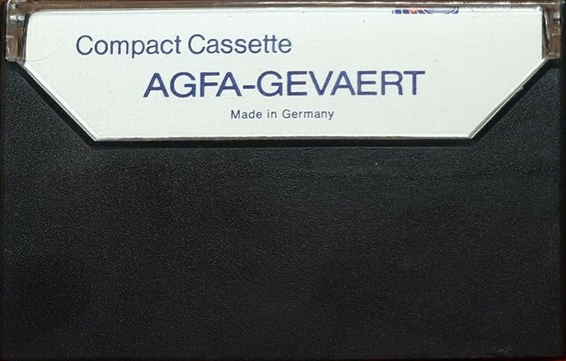 Compact Cassette: AGFA  -  120