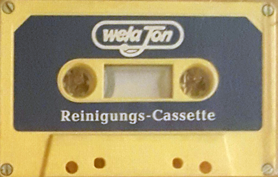 Compact Cassette: Unknown WelaTon -  