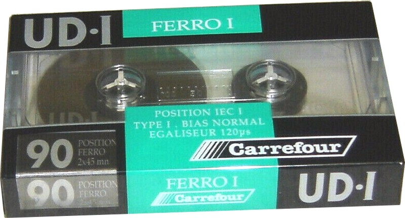 Compact Cassette:  Carrefour -  90