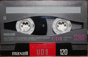 Compact Cassette Maxell UDII / UD2 120 Type II Chrome 1995 Europe