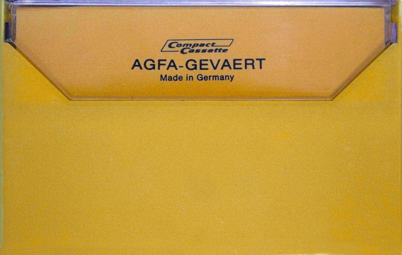 Compact Cassette: AGFA  -  90