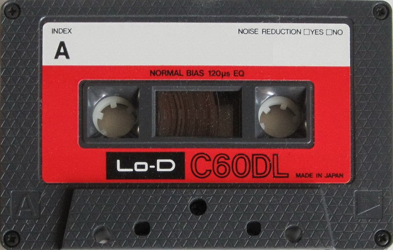 Compact Cassette: Maxell / Hitachi Lo-D - DL 60