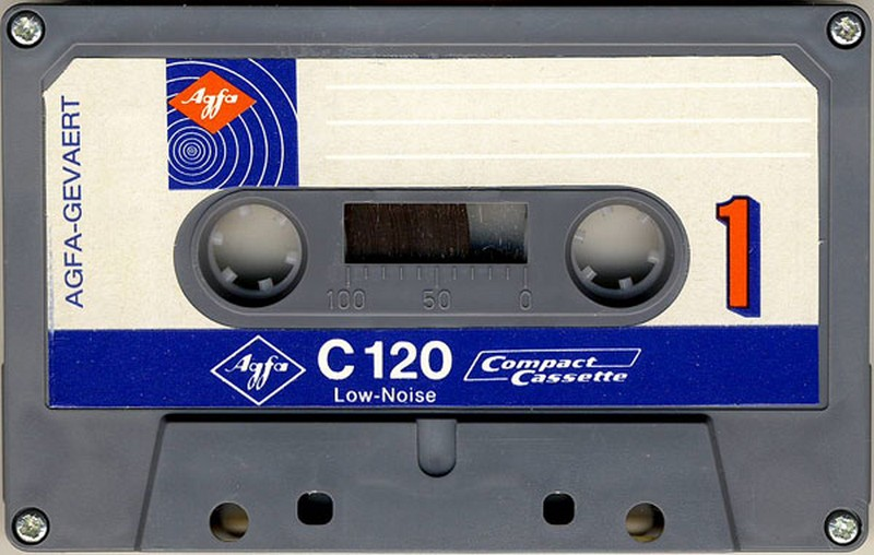 Compact Cassette: AGFA  -  120