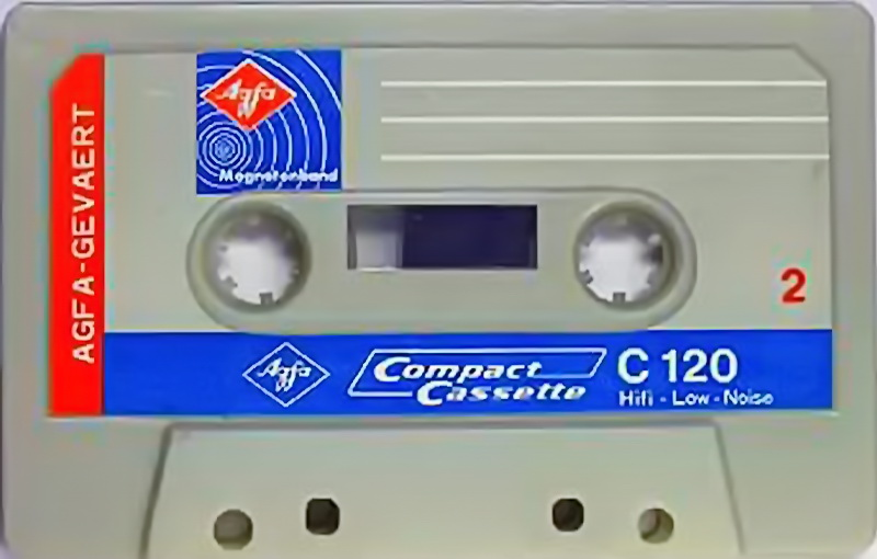 Compact Cassette: AGFA  -  120