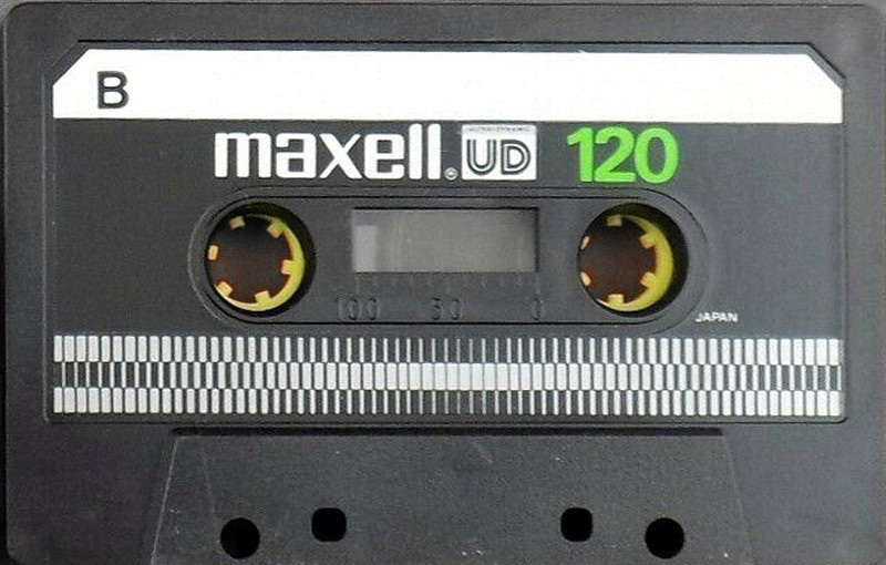 Compact Cassette: Maxell / Hitachi Maxell - UD 120