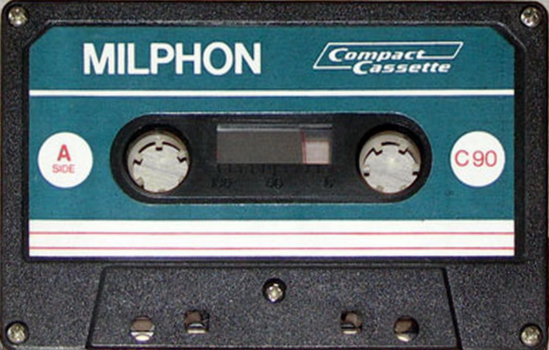 Compact Cassette: Unknown Milphon -  90