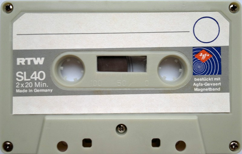 Compact Cassette: AGFA  -  40