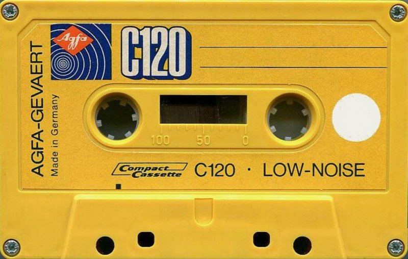 Compact Cassette: AGFA  -  120