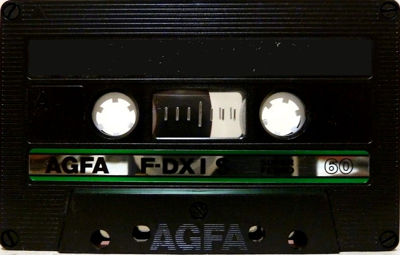 Compact Cassette: AGFA  - F-DX I S 60