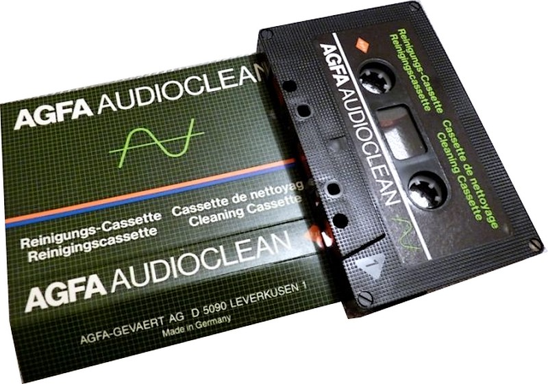 Compact Cassette AGFA "Audioclean" Cleaning Cassette 1982 Europe