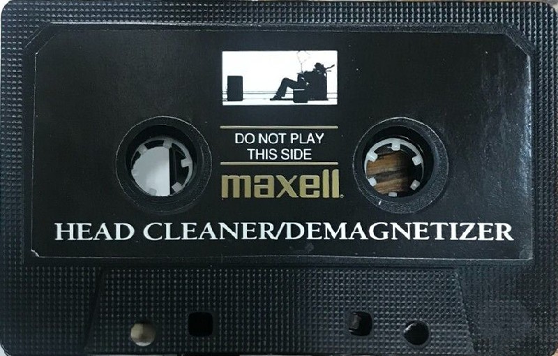 Compact Cassette: Maxell / Hitachi Maxell -  