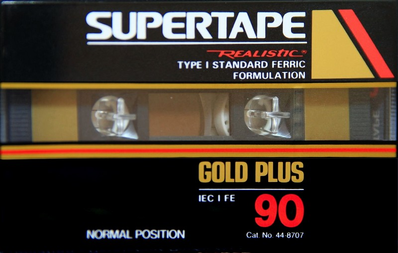 Compact Cassette: Realistic  - Gold Plus 90