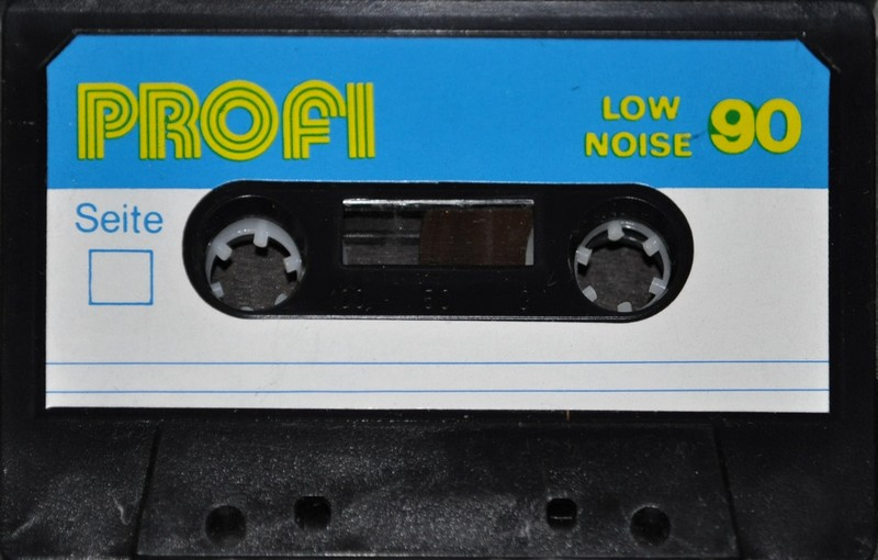 Compact Cassette:  Profi -  90