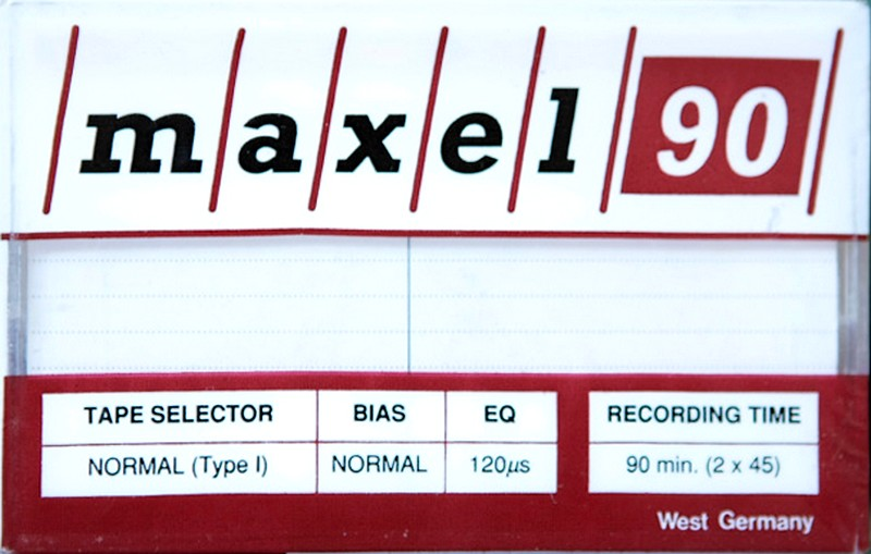 Compact Cassette:  Maxel -  90