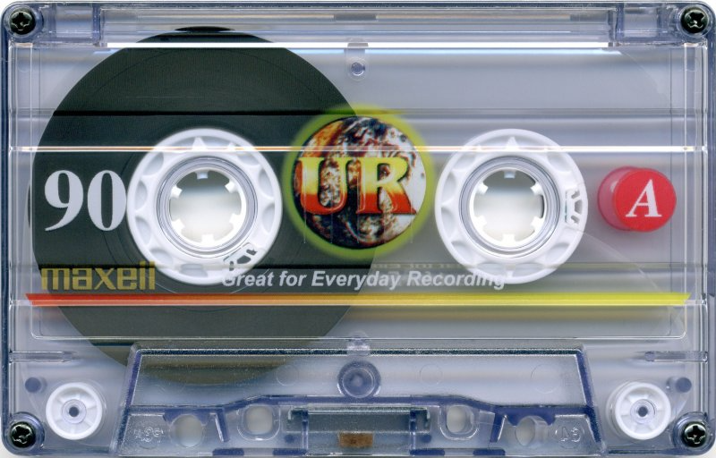 Compact Cassette: Maxell / Hitachi Maxell - UR 90