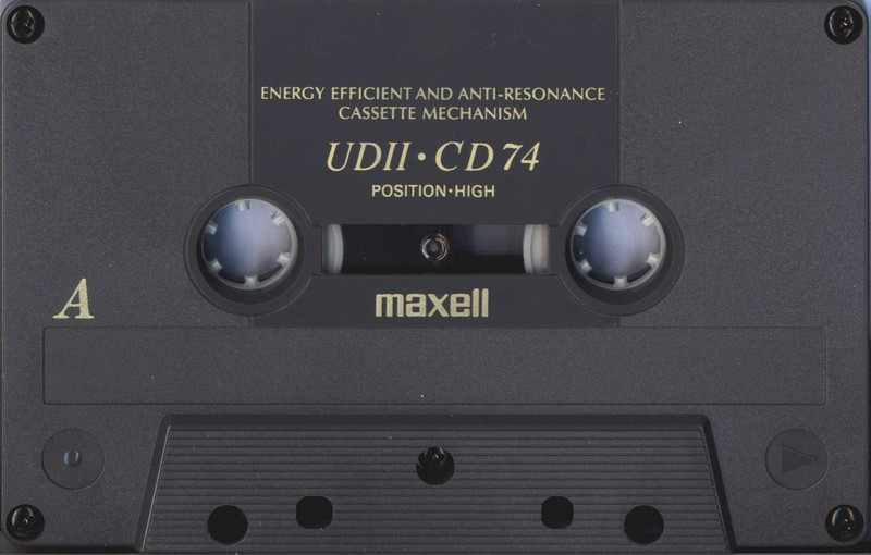 Compact Cassette: Maxell / Hitachi Maxell - UDII-CD 74