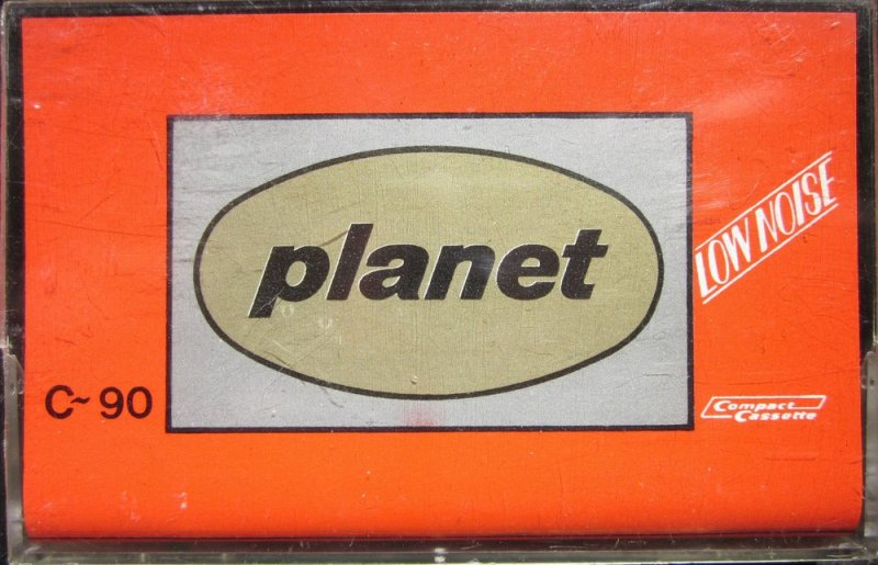 Compact Cassette:  Planet -  90