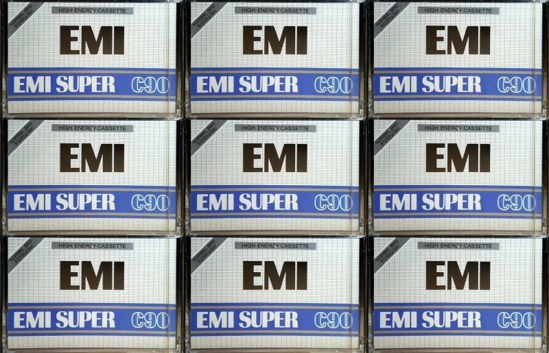 Compact Cassette:  EMI - EMI Super 90