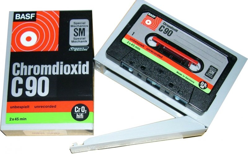 Compact Cassette BASF Chromdioxid 90 "Plastic case" Type II Chrome 1972 Europe