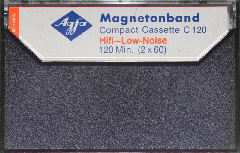 Compact Cassette: AGFA  -  120