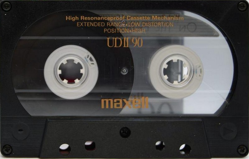 Compact Cassette: Maxell / Hitachi Maxell - UDII 90