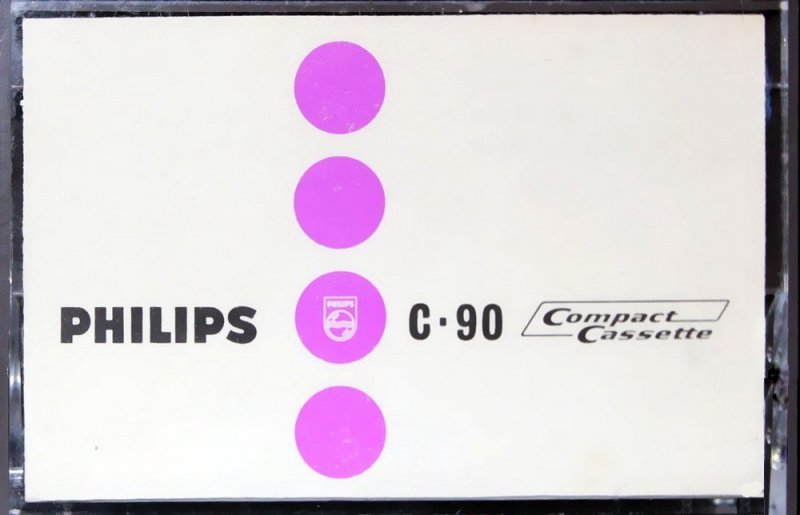 Compact Cassette: Philips  -  90