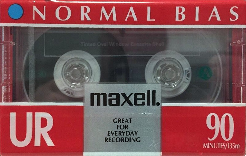 Compact Cassette: Maxell / Hitachi Maxell - UR 90