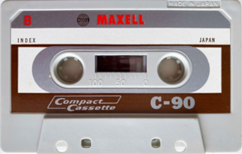 Compact Cassette: Maxell / Hitachi Maxell -  90