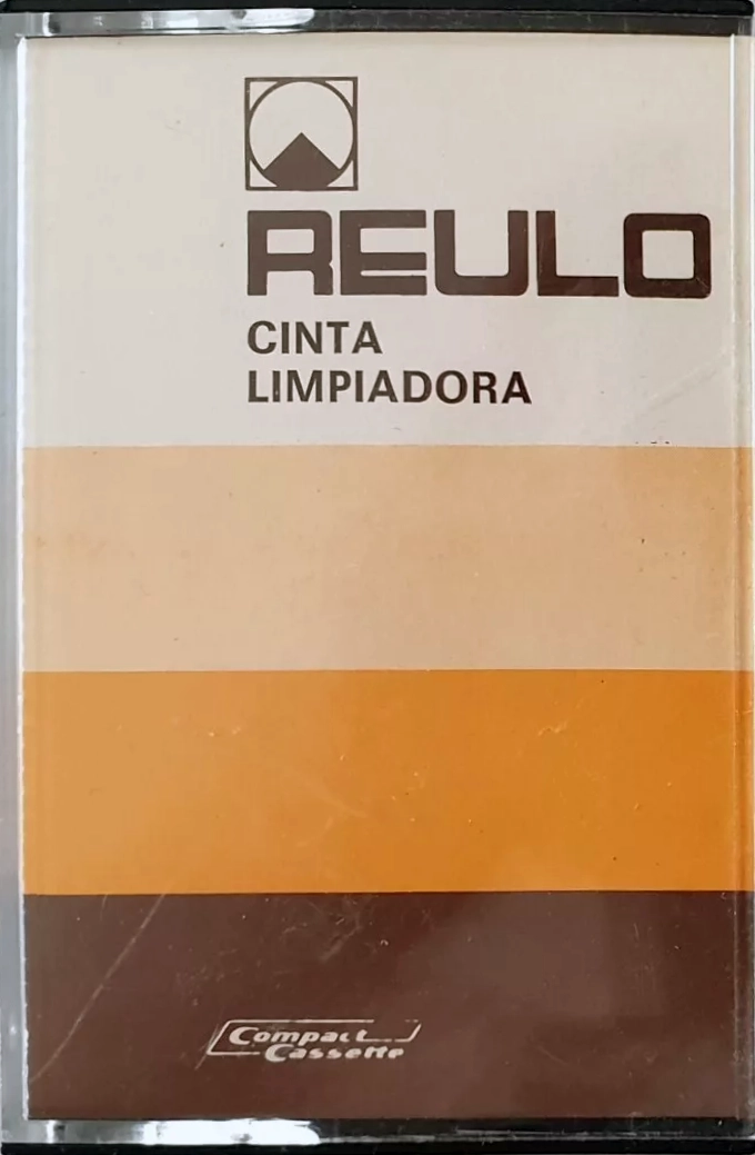 Compact Cassette Reulo Cleaning Cassette Italy