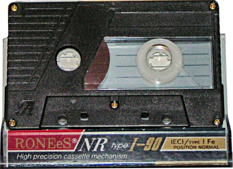 Compact Cassette:  Ronees - NR 90