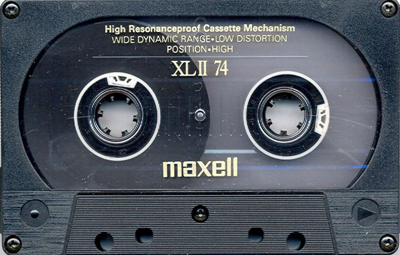 Compact Cassette: Maxell / Hitachi Maxell - XLII 74