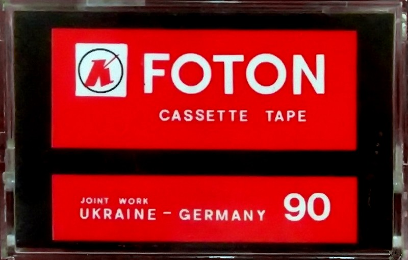 Compact Cassette:  Foton -  90